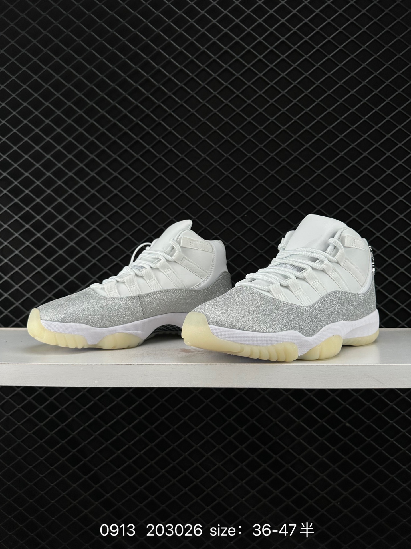 Nike Air Jordan 11 Retro High Concord